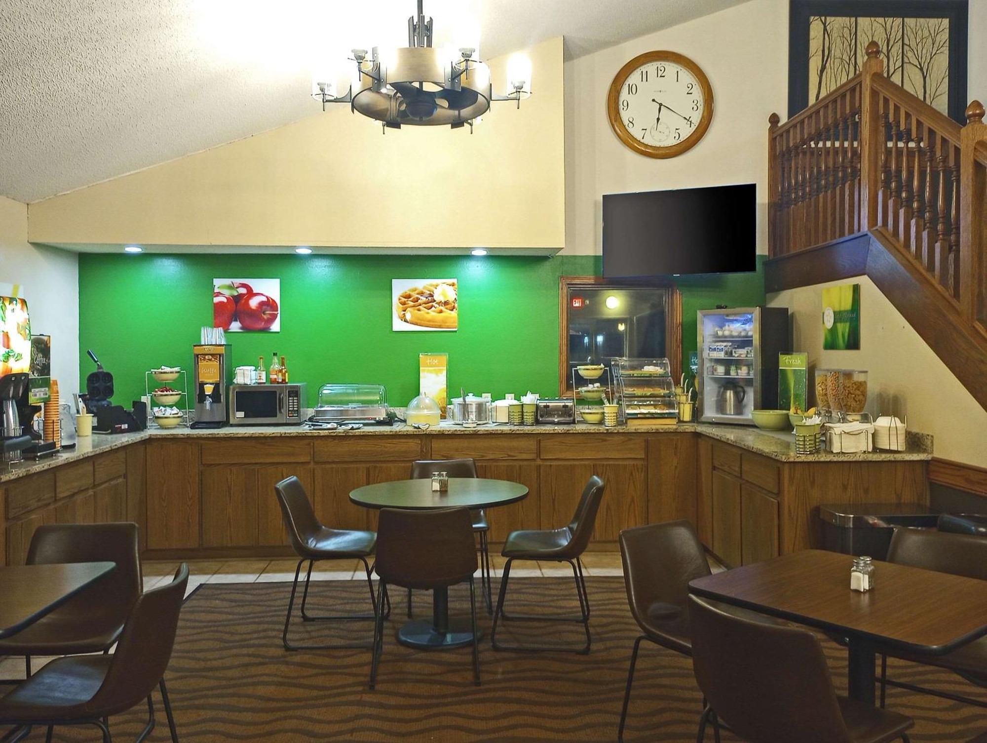 Quality Inn Atchison Dış mekan fotoğraf
